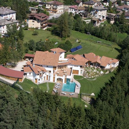 Castelir Suite Hotel Panchia Eksteriør billede